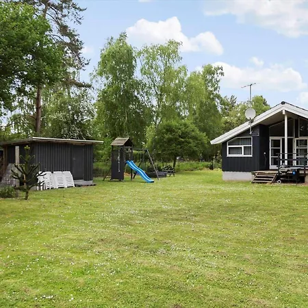 8157-praesto-svalevej-3 Casa de Férias Præstø